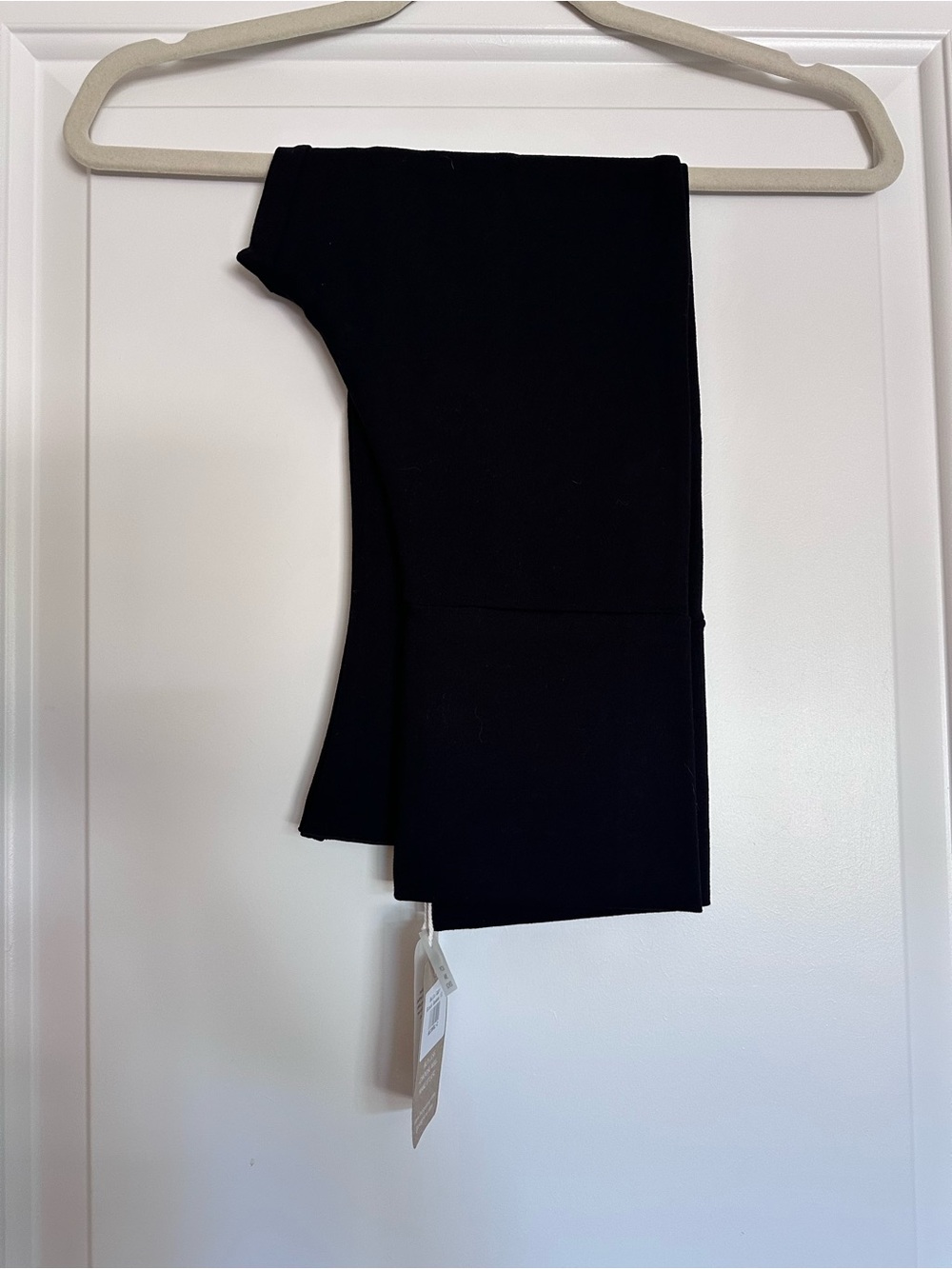 NWT Indigo Luna Bella bamboo capri black, S - Picture 2 of 3